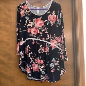 Vanilla Bay blue floral top